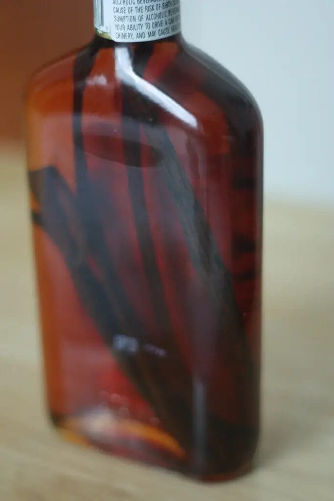 How to Mix Vanilla Extract for Deer? • Support Wild