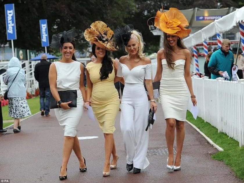what to wear for horse racing
